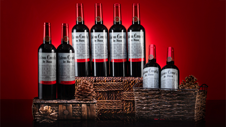 Hamilton Multiplying Wine Bottles