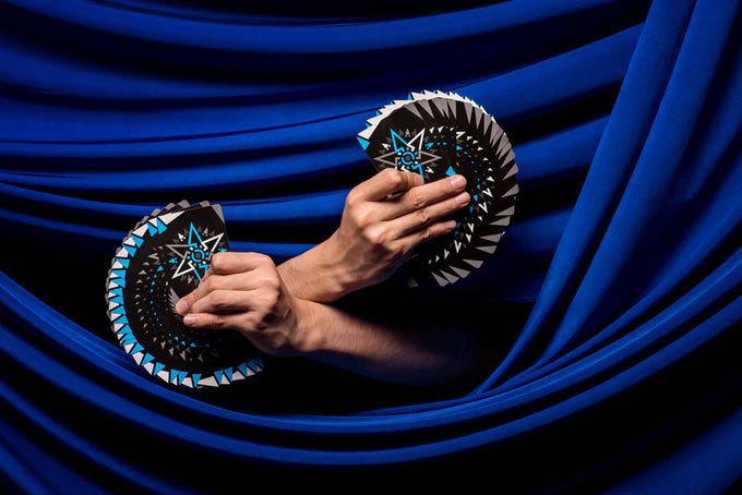 Cardistry Fanning Playing Cards