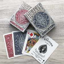 Victors Back Vintage Design Bicycle Playing Cards